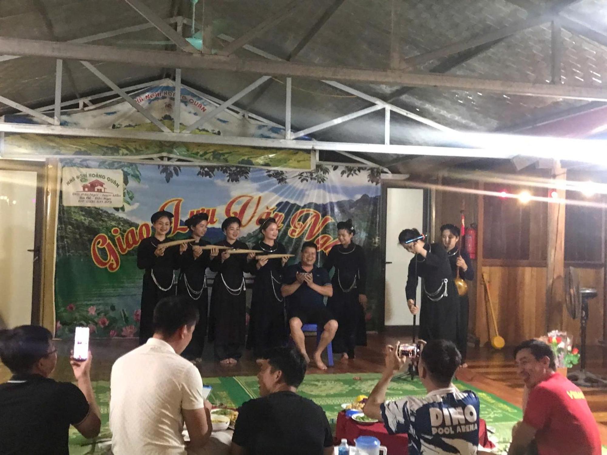 Hoang Quan Homestay Ba Be Εξωτερικό φωτογραφία